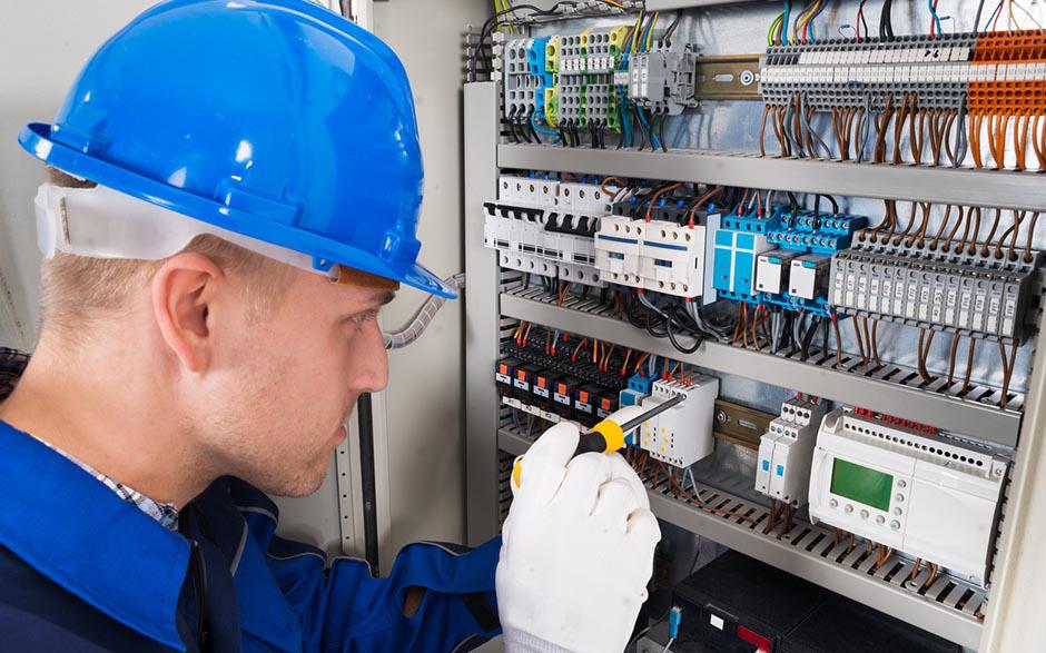 besoin d'un électricien Bazemont